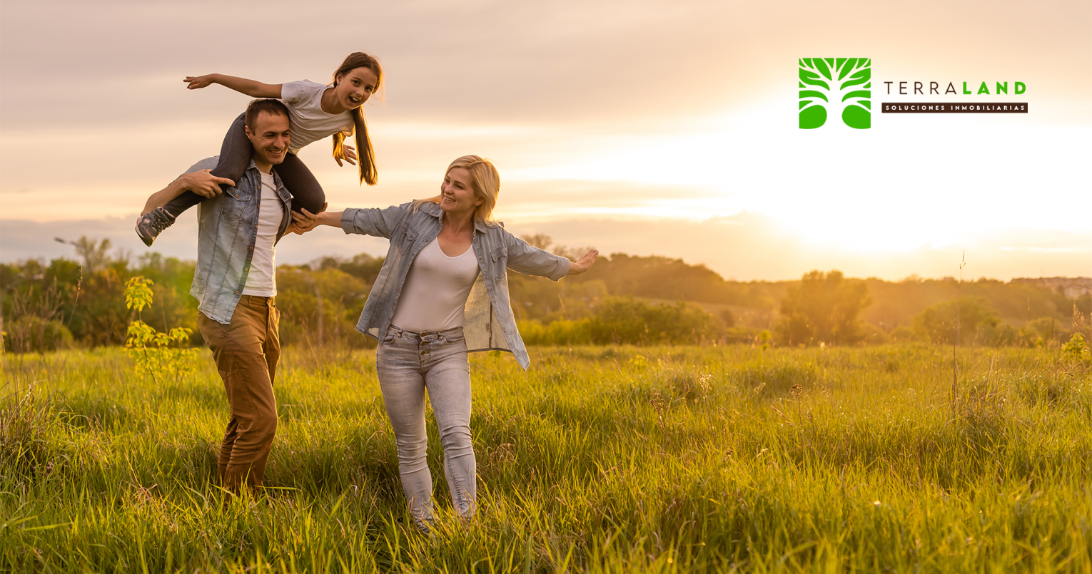 ¿POR QUÉ INVERTIR EN TERRENOS?